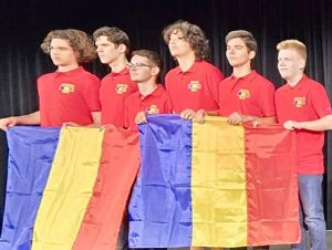 520632928 1159448369553200 6491036683036892672 n - Genii din Argeș: Emanuel Măzare și David Mărghidan, pe podiumul mondial al matematicii