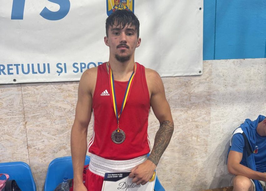 Aur pentru Pitești la ESSF Open Combat Games 2025: Chiriță Marian Adrian, campion la 60 kg 1 Sursă foto: FB CSM Pitești.
