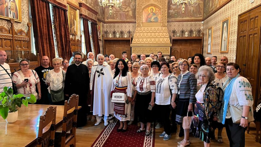 Sursă foto: FB Arhiepiscopia Argeșului și Muscelului (Foto credit: Cătălin Cristea și Andra Popescu).