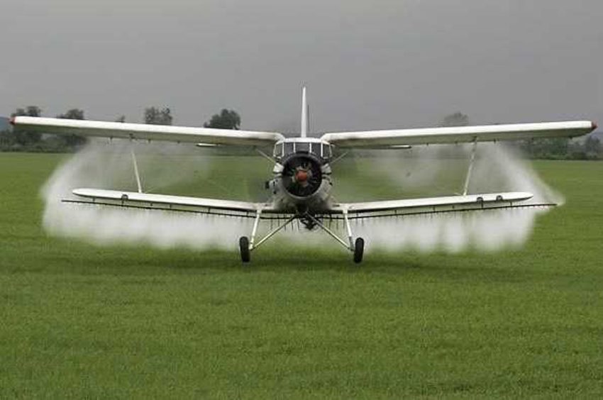avion dezinsectie 1 Sursă foto: FB Dan stroe