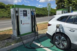 Încărcare electrică în Pitești: cele 10 stații din parcarea Bowling sunt gata de utilizare 11 Sursă foto: Primăria Municipiului Pitești.