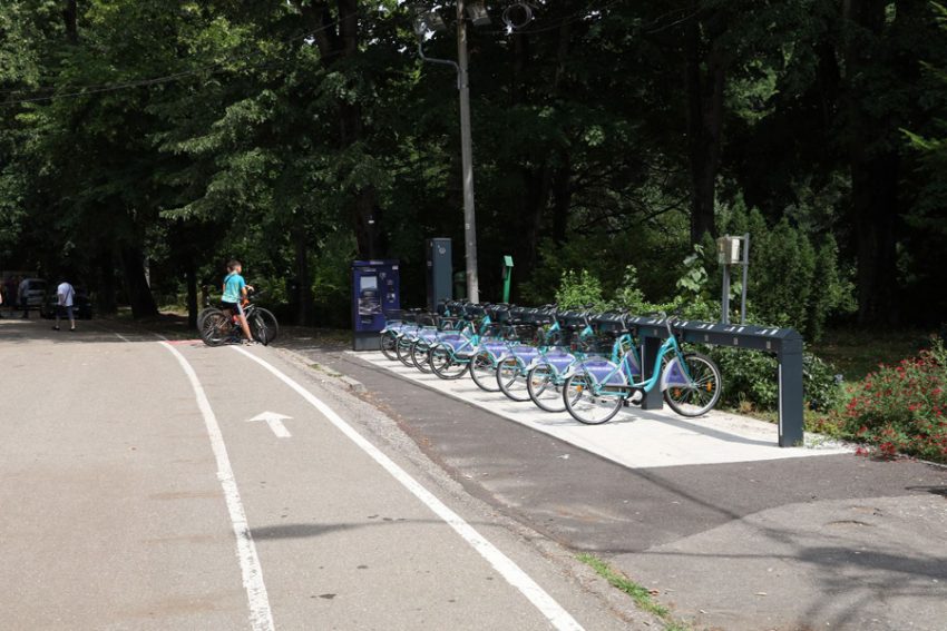 Piteștiul pe două roți: biciclete de închiriat disponibile în patru parcuri 1 Sursă foto: FB Primăria Municipiului Pitesti.