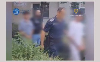 retinuti scandal Curtea de Argeș