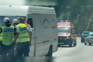 Mașină cu numere de Argeș, implicată într-un accident pe DN 7 2 523363038 1312586754203575 258050479856474497 n - Mașină cu numere de Argeș, implicată într-un accident pe DN 7