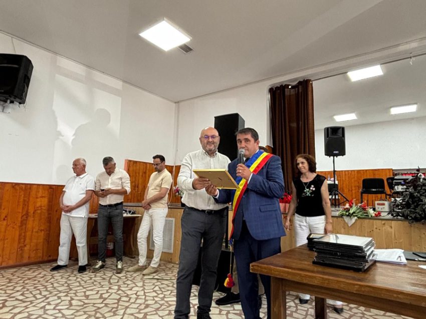 Zi de sărbătoare la Șuici: tradiții, emoție și recunoștință pentru comunitate 2 Sursă foto: FB PSD Argeș.