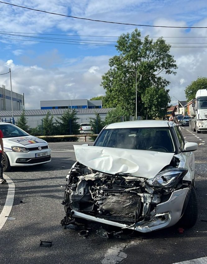 Accident cu victime la Mioveni! Trei vehicule implicate 1 accident auto la Mioveni