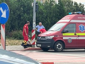 Intervenție de urgență în Pitești! Bărbat căzut pe trotuar 24 933563ac 2d0e 413c a84f b157e448fb31 1 - Intervenție de urgență în Pitești! Bărbat căzut pe trotuar