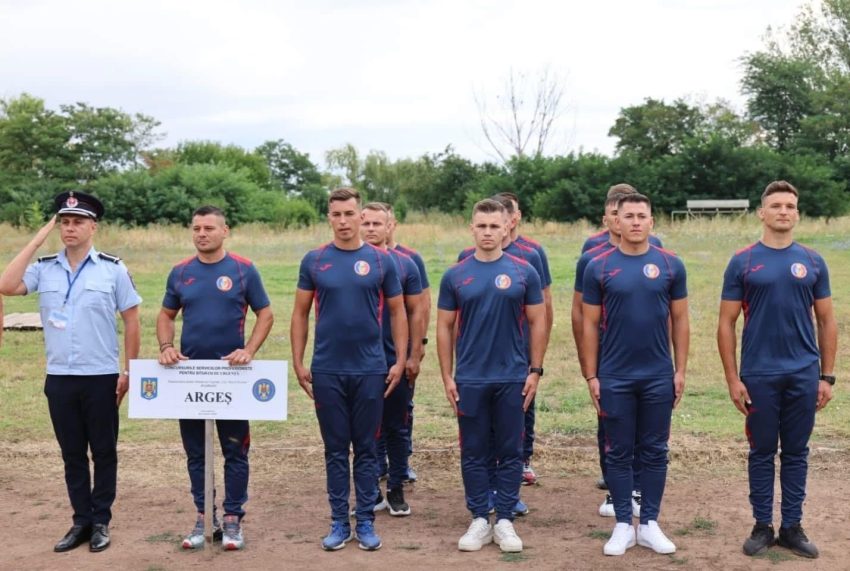 Locul I pentru lotul reprezentativ al ISU Argeș la faza zonală a Concursurilor Serviciilor Profesioniste pentru Situații de Urgență 2 concurs pompieri isu arges