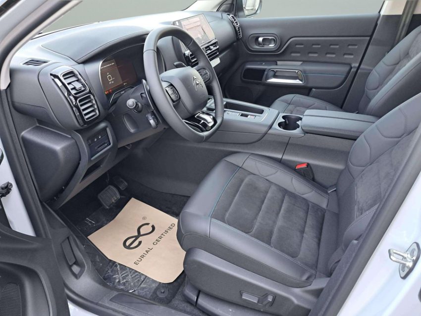 Ofertă de nerefuzat! Reducere la Citroën C5 Aircross: SUV premium, tehnologie avansată și confort de top 4 Sursă foto: eurialcertified.ro.