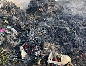 892858cf f440 4143 9c76 bf05dcd222a6 1 - Incendiu la o ghenă de gunoi din Bascov