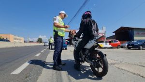 Controale extinse pe drumurile din Argeș! Polițiștii argeșeni, cu ochii pe vitezomani 4 ec8b86ab 6599 43f2 86e7 67ee8f914275 - Controale extinse pe drumurile din Argeș! Polițiștii argeșeni, cu ochii pe vitezomani