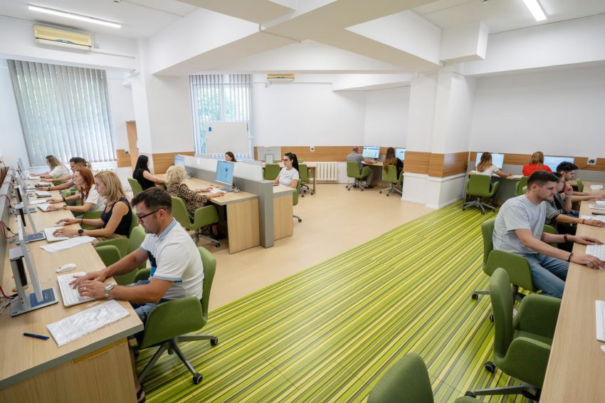 Universitatea Constantin Brâncoveanu: o universitate de încredere, conectată la viitor 1 UCB Fabricat in Arges 2025 1 - Universitatea Constantin Brâncoveanu: o universitate de încredere, conectată la viitor