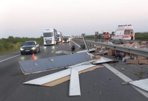 Accident mortal pe A1, sensul București – Pitești: Trafic blocat la Ionești 1 Sursă foto: Directia Regionala de Drumuri si Poduri Bucuresti