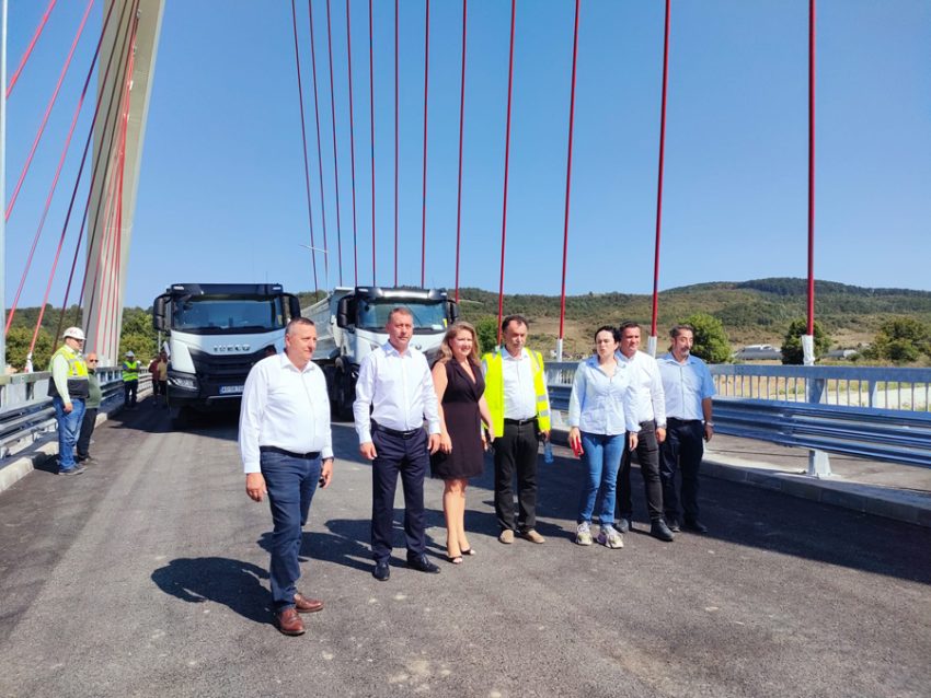 Premieră națională la Mioveni: Podul cu cel mai mare arc parabolic din România, aproape de inaugurare 3 Sursă foto: Primăria Orașului Mioveni