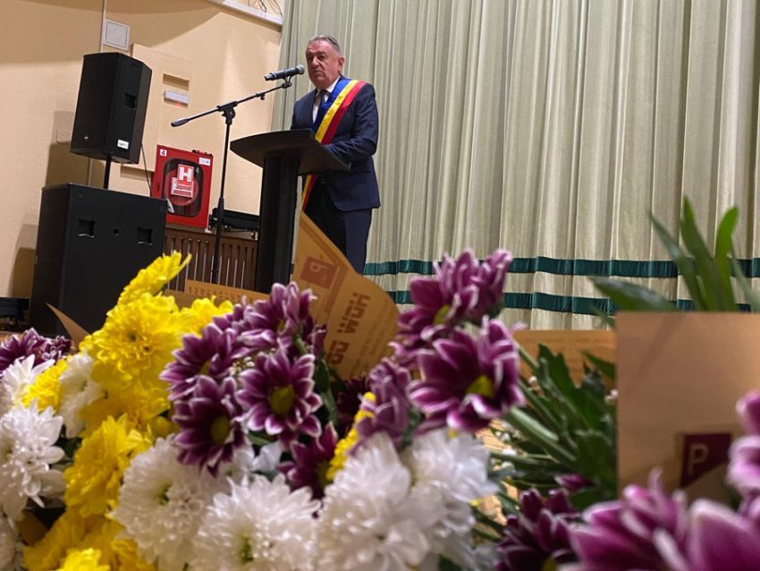 Jumătate de secol împreună: primarul Cristian Gentea a premiat 68 de cupluri 2 Sursă foto: Fb Primăria Municipiului Pitesti