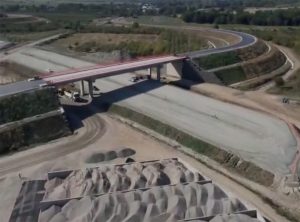 Autostrada Sibiu–Pitești: Secțiunea Tigveni–Curtea de Argeș, aproape 77% finalizată 1 Sursă foto: screenshot Cristian Pistol.