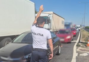 Șofer fără permis și sub influența alcoolului, reținut de polițiștii rutieri la Curtea de Argeș 1 Sursa foto: FB Poliția Romanan