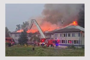 (Video) Incendiu puternic la o clădire de birouri din Pitești. S-a aflat cauza probabilă 17 incendiu cladire Pitesti