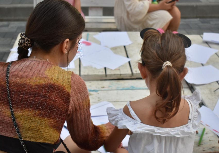 copii tineri desen film generic Sursă foto: FB Primăria Municipiului Piteșțti.