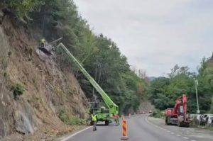 52a06e82 db0c 46d2 a78c dd29cf3bb0d7 - O nouă zi cu restricții de circulație pe DN 7