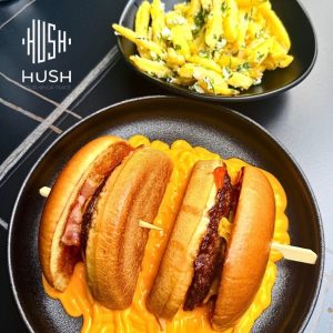 Îți cauți inspirația pentru masă? Încearcă Chicken Box la Hush Pitești! 5 la Hush