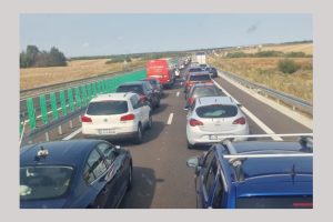 Untitled Project 1 - Accident pe DEx12. Trafic afectat pe sensul Craiova-Piteşti