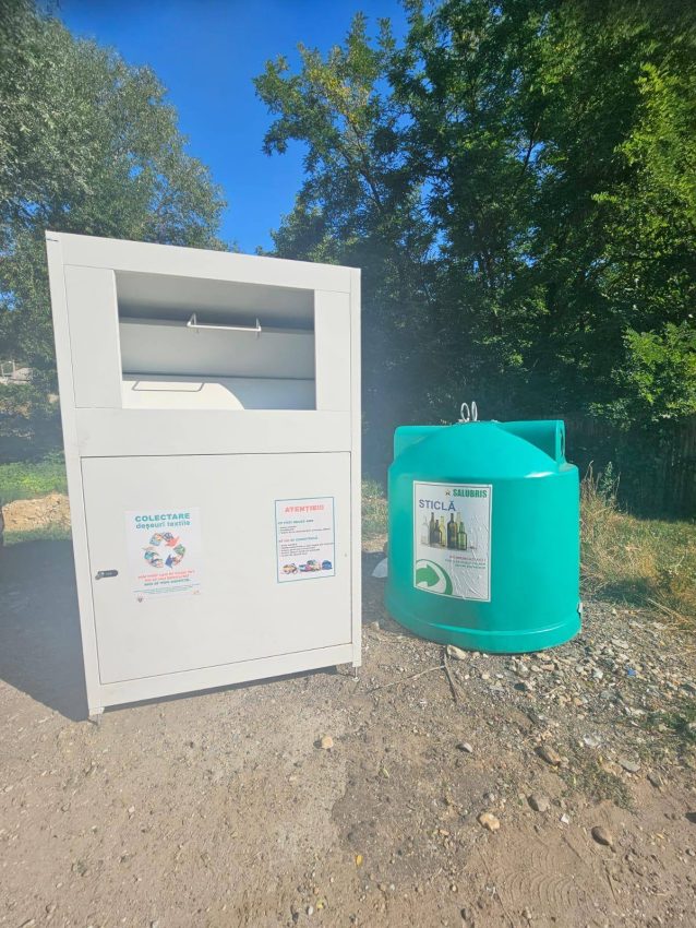 Un pas important pentru protejarea mediului la Ștefănești 1 containere haine Stefanesti
