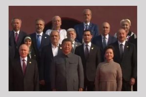 Untitled Project 8 - Reacții după ce Viorica Dăncilă și Adrian Năstase au apărut alături de Xi Jinping, Vladimir Putin și Kim Jong-un