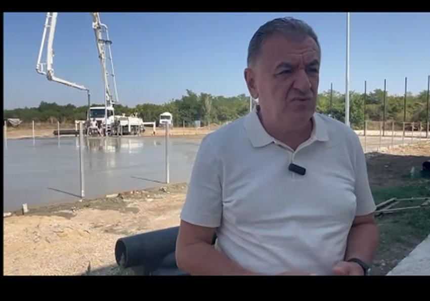 gentea teren multifunctionalk anghel salyni 1 Sursă foto: Screenshot FB Cristian Gentea