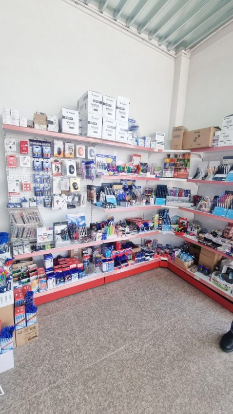 John scoala 5 - Pregătește-te de școală la Complexul Comercial John – tot ce ai nevoie într-un singur loc!