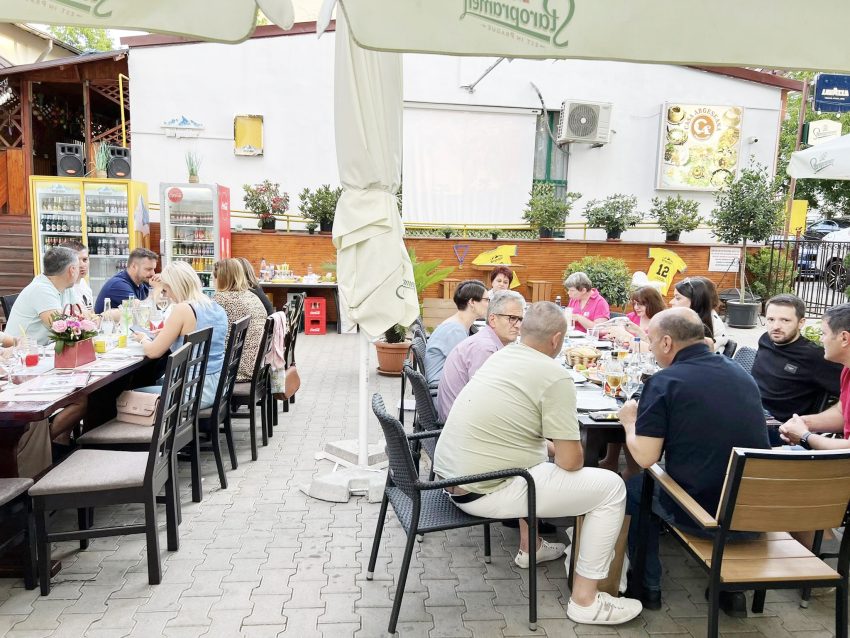 Casa Argeșeană Tradițional – locul unde tradiția, gustul și distracția se întâlnesc 5 casa argseana 2 - Casa Argeșeană Tradițional – locul unde tradiția, gustul și distracția se întâlnesc