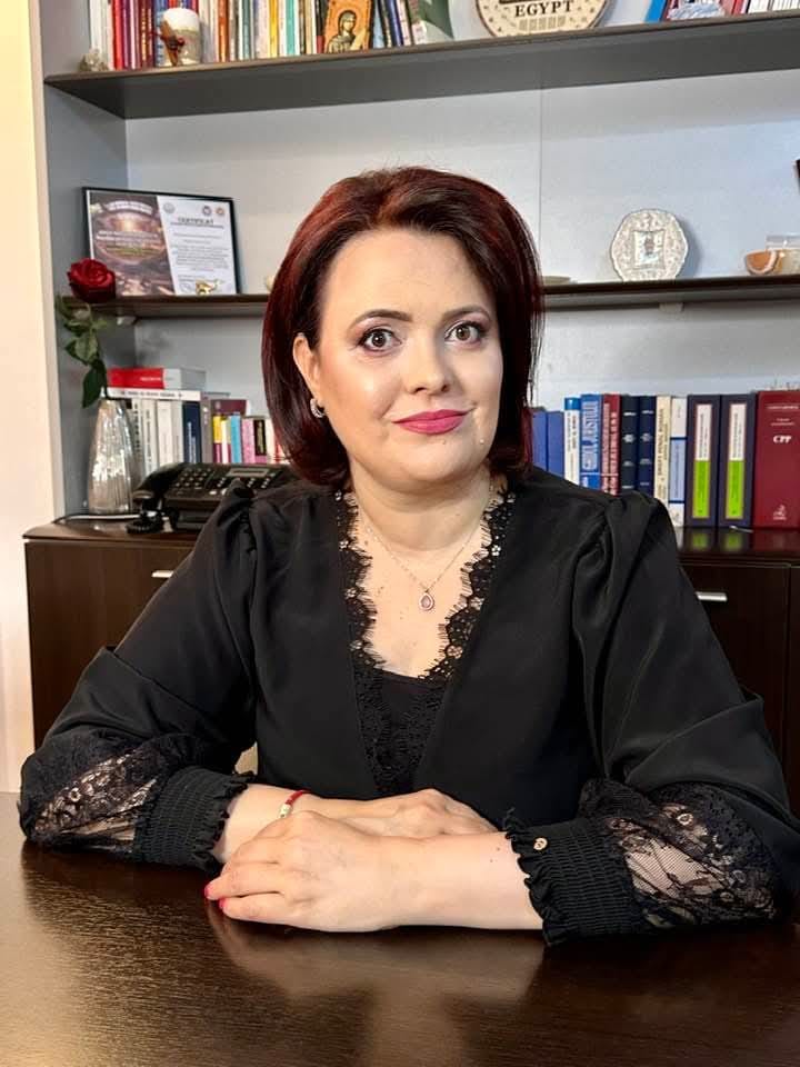 Veste cumplită! S-a stins din viață avocata Livia Trancă! 1 217b6117 744f 4ee5 b4e5 666dde4b33ce - Veste cumplită! S-a stins din viață avocata Livia Trancă!