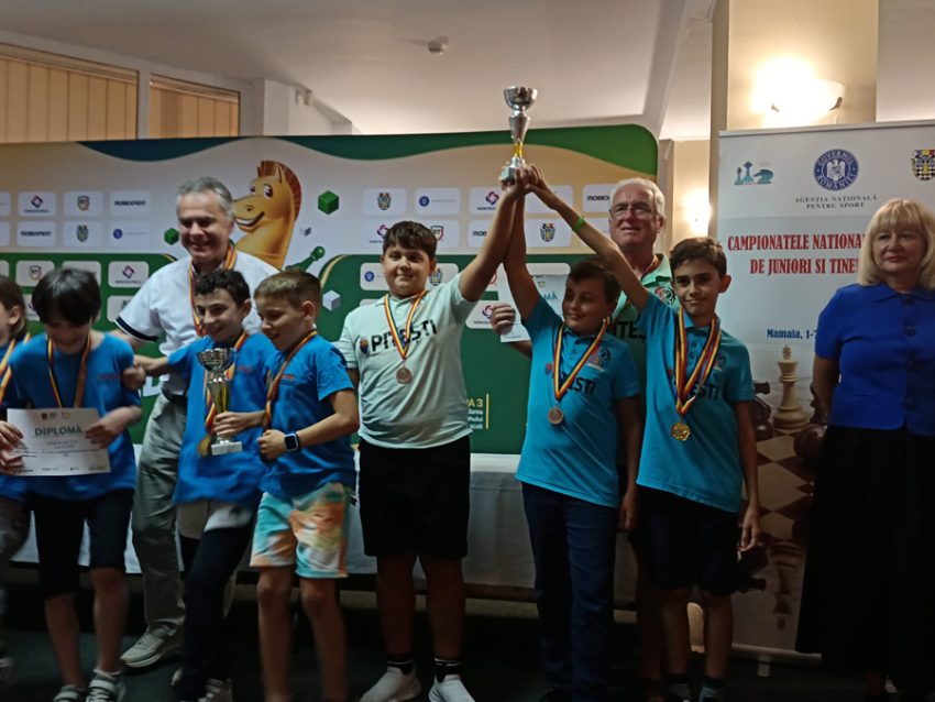 campioni sah 1 Sursă foto: FB Primăria Municipiului Pitești.