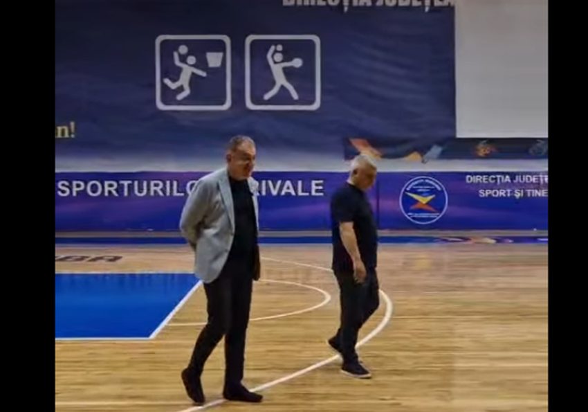 sala sporturilro pitesti cu genetea1 Sursă foto: screenshot FB Cristian Gentea