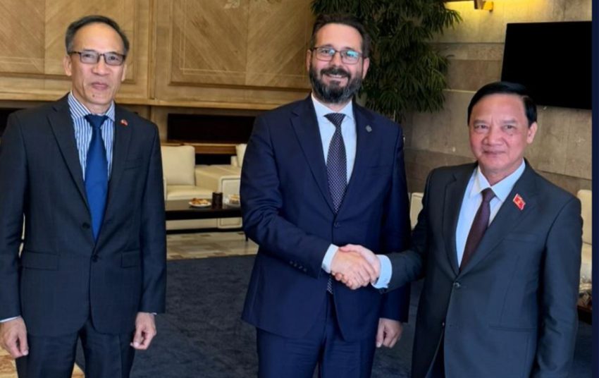 vietnam mihai cotet1 Sursă foto: FB Mihai Cotet.