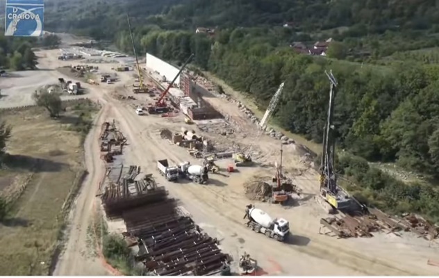 204b1322-cb21-4cf1-9696-73ce6fa27f43