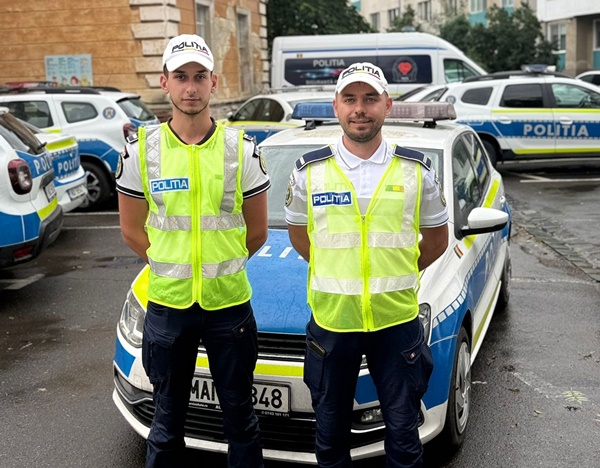 Intervenție salvatoare a polițiștilor pe Transfăgărășan 1 546958865 819062957137673 4921581805883993284 n - Intervenție salvatoare a polițiștilor pe Transfăgărășan