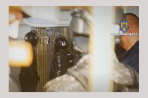 perchezitii penitenciare politisti