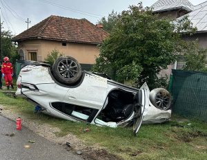 5ead14d6 5e44 49b1 a4ca e27a447bab1c 1 - Accident cu victimă în Bălilești! Mașină răsturnată într-un șanț
