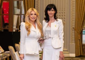 Eveniment special în Pitești! Cristina Herea își lansează cartea „România Necunoscută” 1 c521c44b af76 4fbe 9452 30a2f6c44d5e - Eveniment special în Pitești! Cristina Herea își lansează cartea „România Necunoscută”