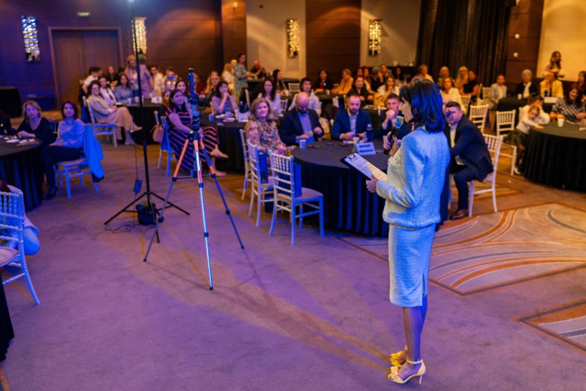 Cristina Herea și ”România Necunoscută”, lansare de suflet la Pitești 2 romania necunoscuta 2 - Cristina Herea și ”România Necunoscută”, lansare de suflet la Pitești