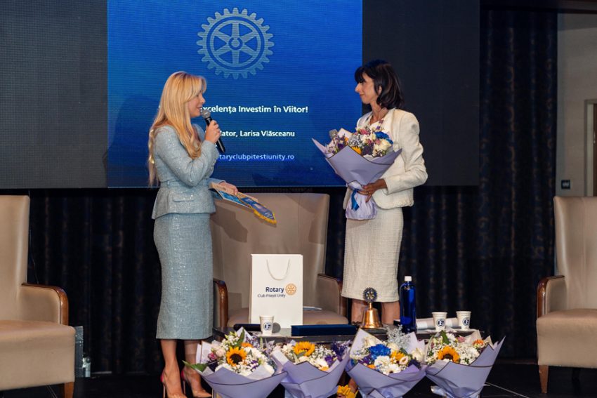 Cristina Herea și ”România Necunoscută”, lansare de suflet la Pitești 5 Sursă foto: Rotary Club Pitești Unity.