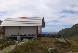 552761231 1442058037920014 7560827026949482287 n - Avertismentul salvamontiștilor: „Grijă mare unde vă lăsați bagajele!”