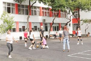 S-a votat rețeaua școlară a unităților de învățământ din Pitești pentru anul 2025-2026 7 Sursă foto: ediția tipărită.