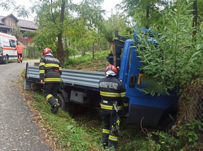 vehicul rasturnat Argeș vehicul rasturnat Argeș