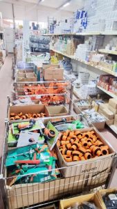 Complex comercial John – totul într-un singur loc! 2 john casa si gradina 1 - Complex comercial John – totul într-un singur loc!