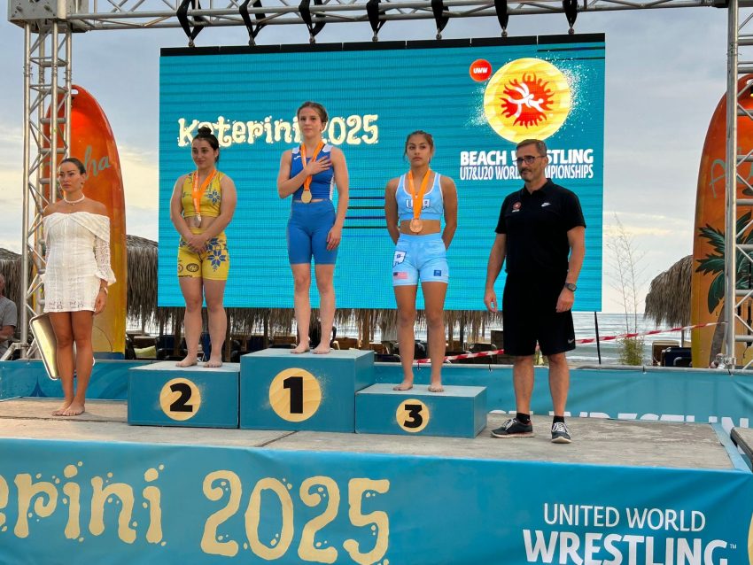 555413232 1339845254596612 8328944389573196746 n - Două medalii de aur pentru România la Campionatul Mondial de Lupte pe Plajă U20