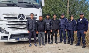 1759151200382 whatsappimage20250929at1400341 S4 - Tentativă de trecere ilegală a frontierei: 9 irakieni ascunși în rezervoarele modificate a trei camioane
