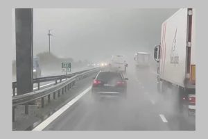 Accident cu trei vehicule implicate pe autostrada A1 14 Untitled Project - Accident cu trei vehicule implicate pe autostrada A1