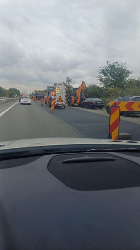 Accident cu victimă la Oarja! Autoturism intrat într-un șanț 1 trafic A1